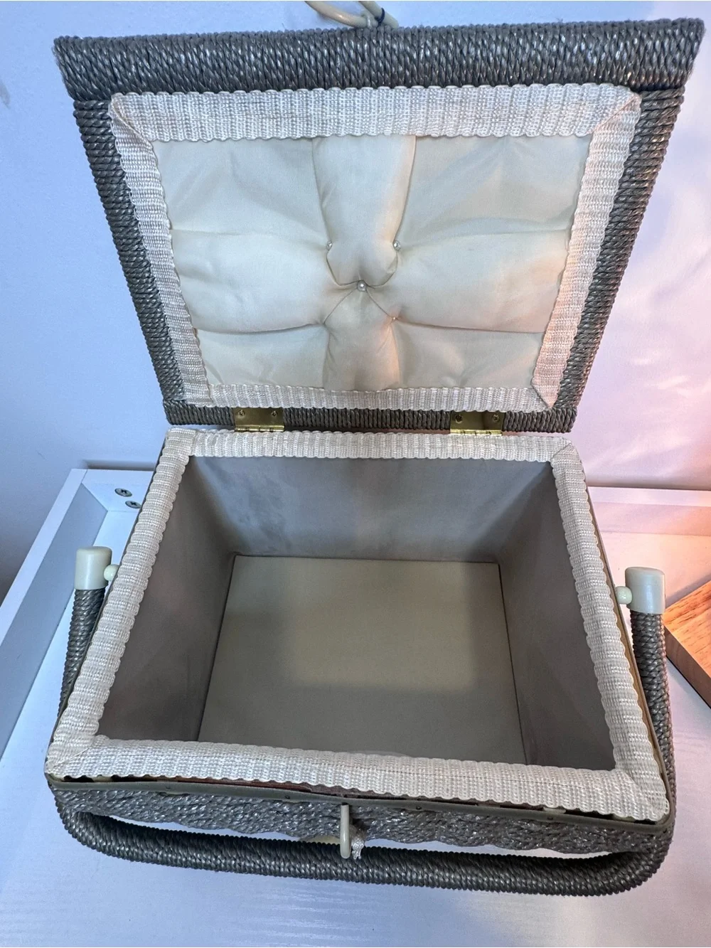 NWOT VINTAGE WICKER SEWING BASKET